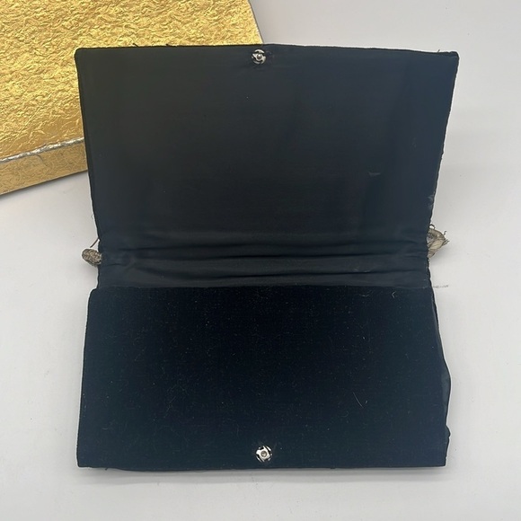 Vintage Silver Metallic Embroidered Clutch Purse Made in India BLEMISH - Picture 9 of 11